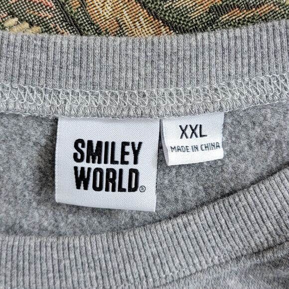 Smiley World Sweatshirt Womens XXL Gray Love Above All Oversized Crop Fleece - Picture 7 of 9